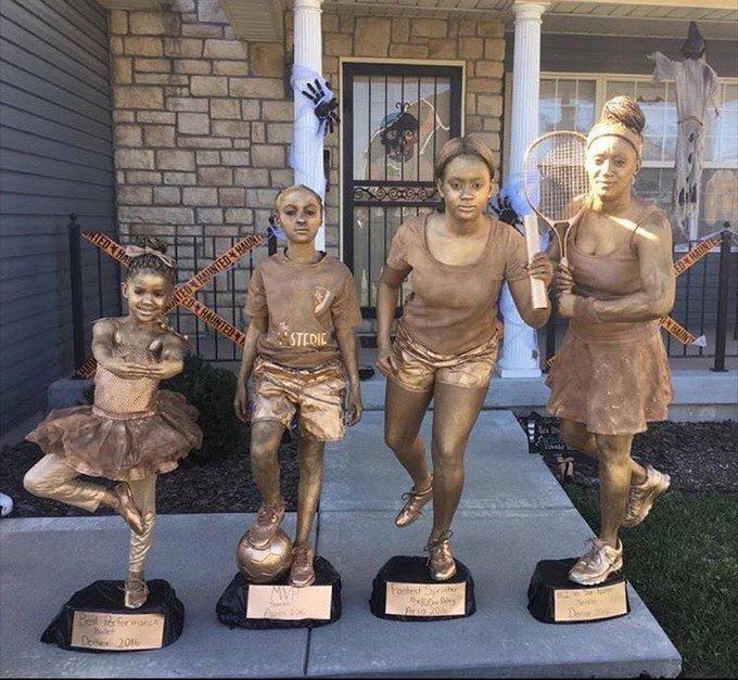 viral halloween costumes trophies