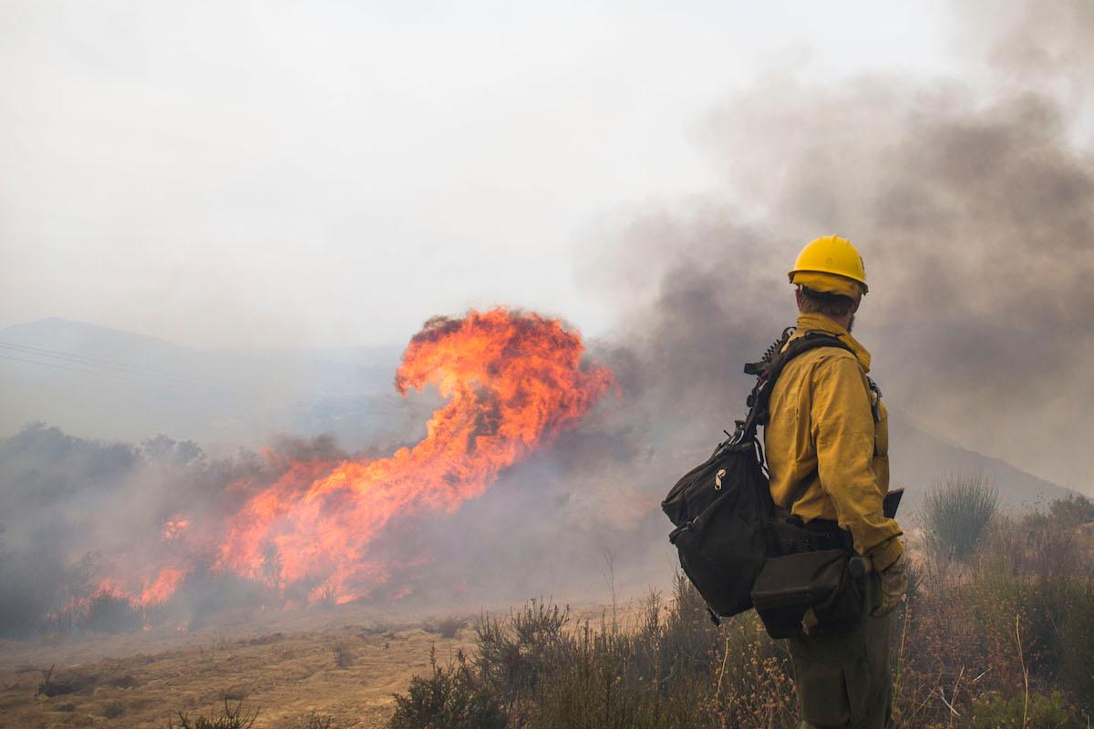 Santa Barbara S Cave Fire Has Burned 4 300 Acres Still Not Contained   Santa Barbara Wildfire 2 1574872437998 