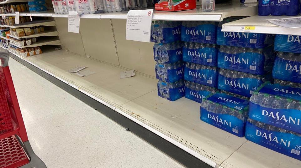 why do people hate dasani